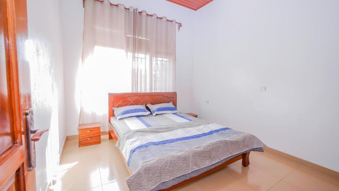 Da Vinci House Bed & Breakfast คิกาลี ภายนอก รูปภาพ
